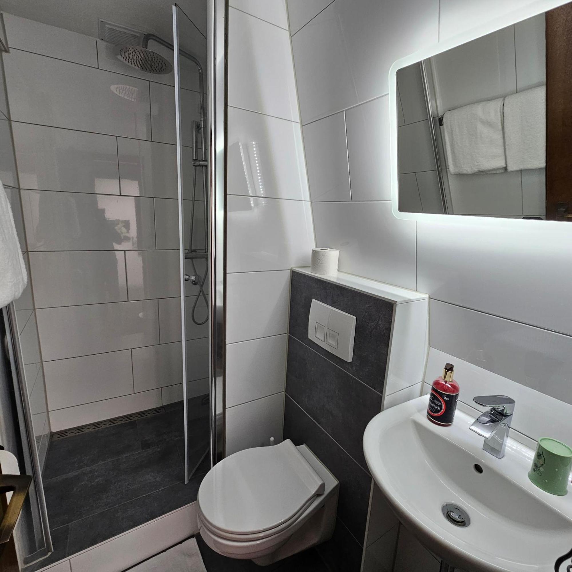 Hotel Koelner Hof Mülheim an der Ruhr Zewnętrze zdjęcie